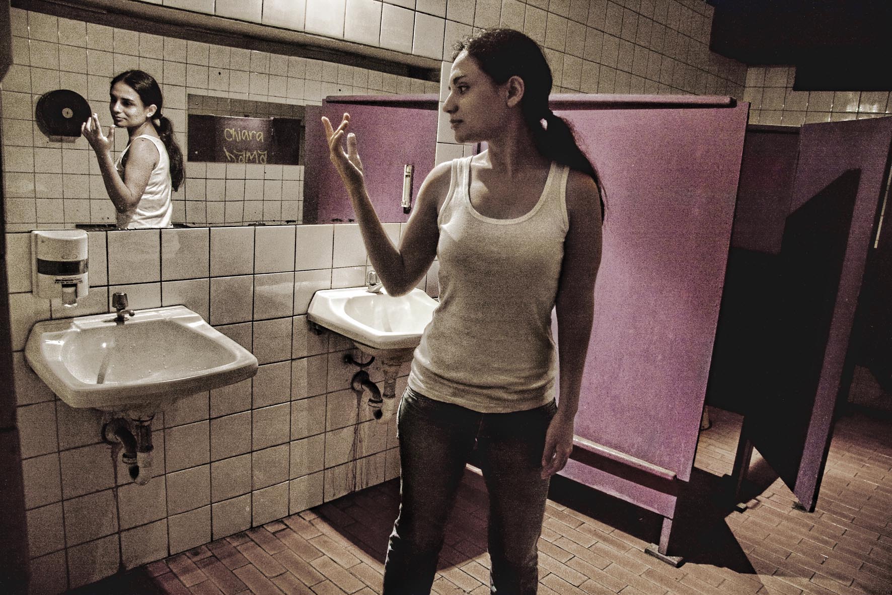 /uploads2/155495_1_26_2017_10_10_53_AM_-_Bowling (baño, color, completa).jpg