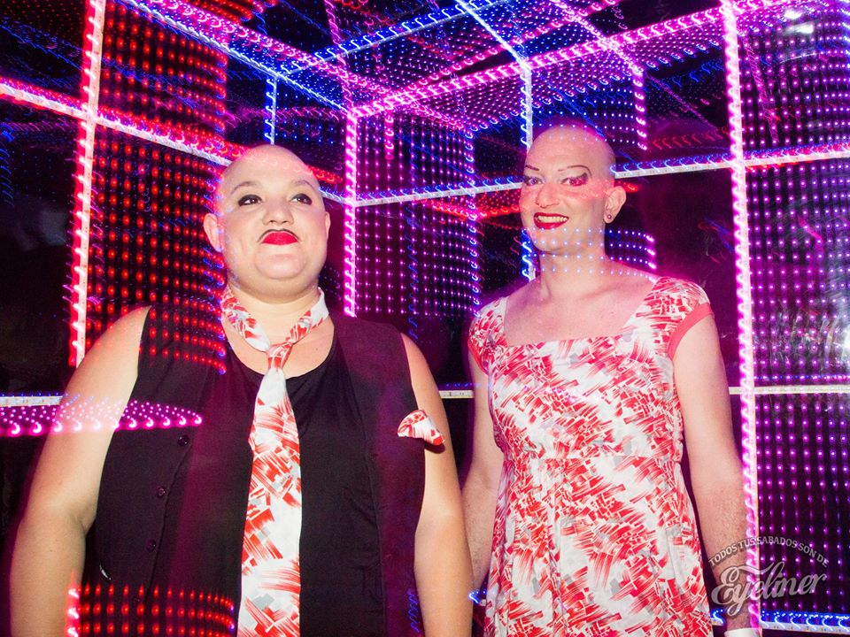 /uploads2/158313_1_27_2017_4_48_35_PM_-_bife posando en la eyeliner.jpg